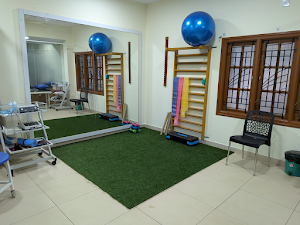 Noel's Advanced Physiotherapy Center/Clinic. Best physiotherapy at Narayan Nagar. place picture